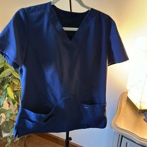 Lot of navy women’s scrubs